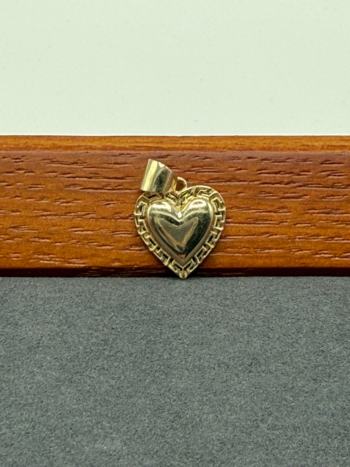10K Gold Heart Pendant with Fancy Border