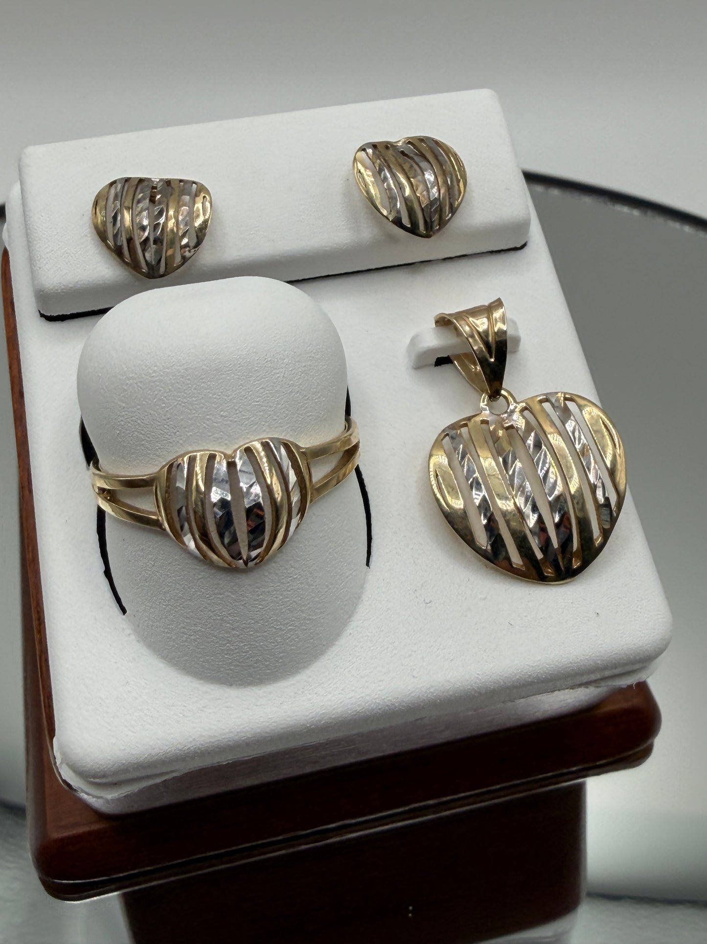 10K Gold Two Tone Heart Set