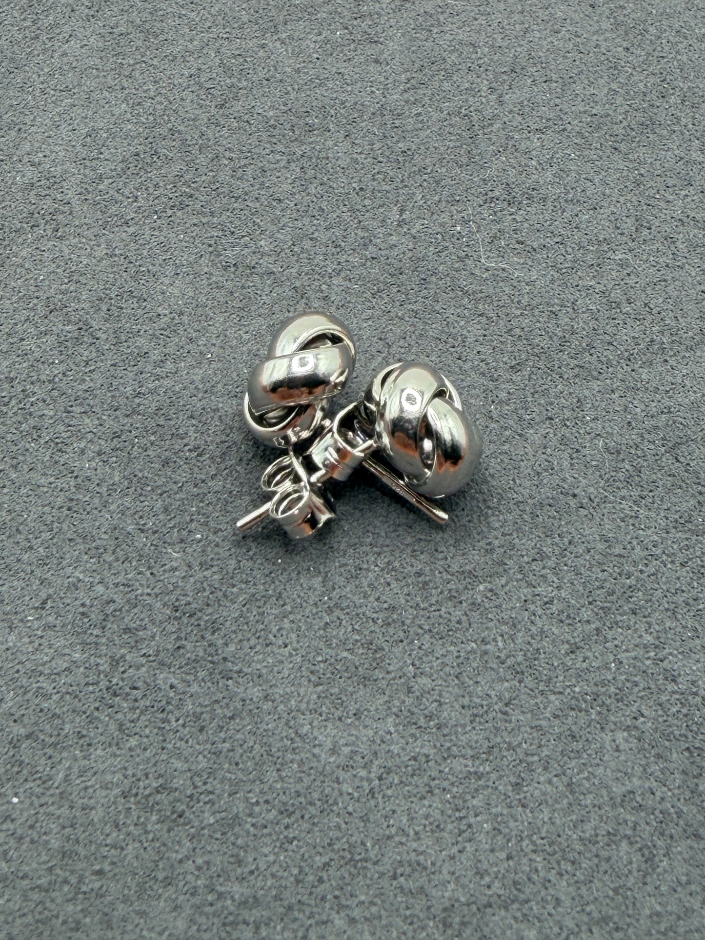 925 Sterling Silver Love Knot Stud Earrings