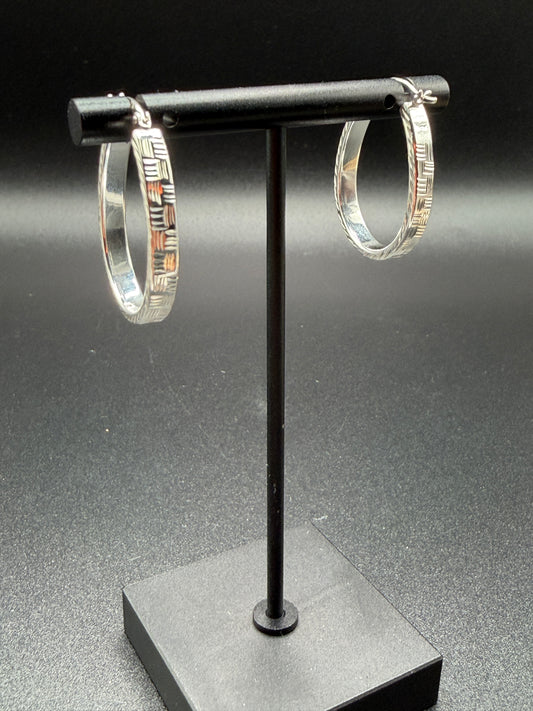 925 Silver Diamond Cut Twisted Oval Hoop Earring