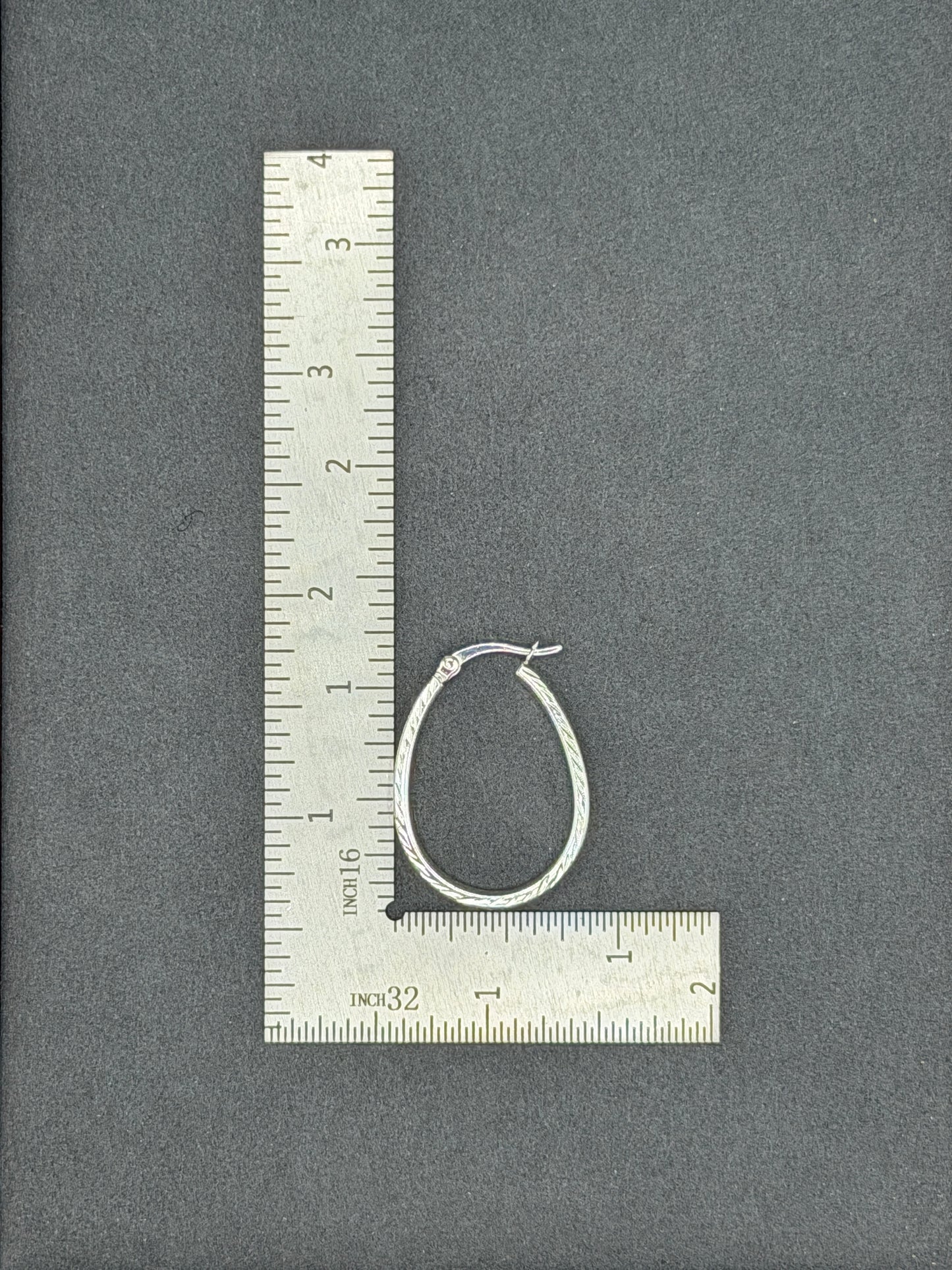 925 Silver Diamond Cut Twisted Oval Hoop Earring