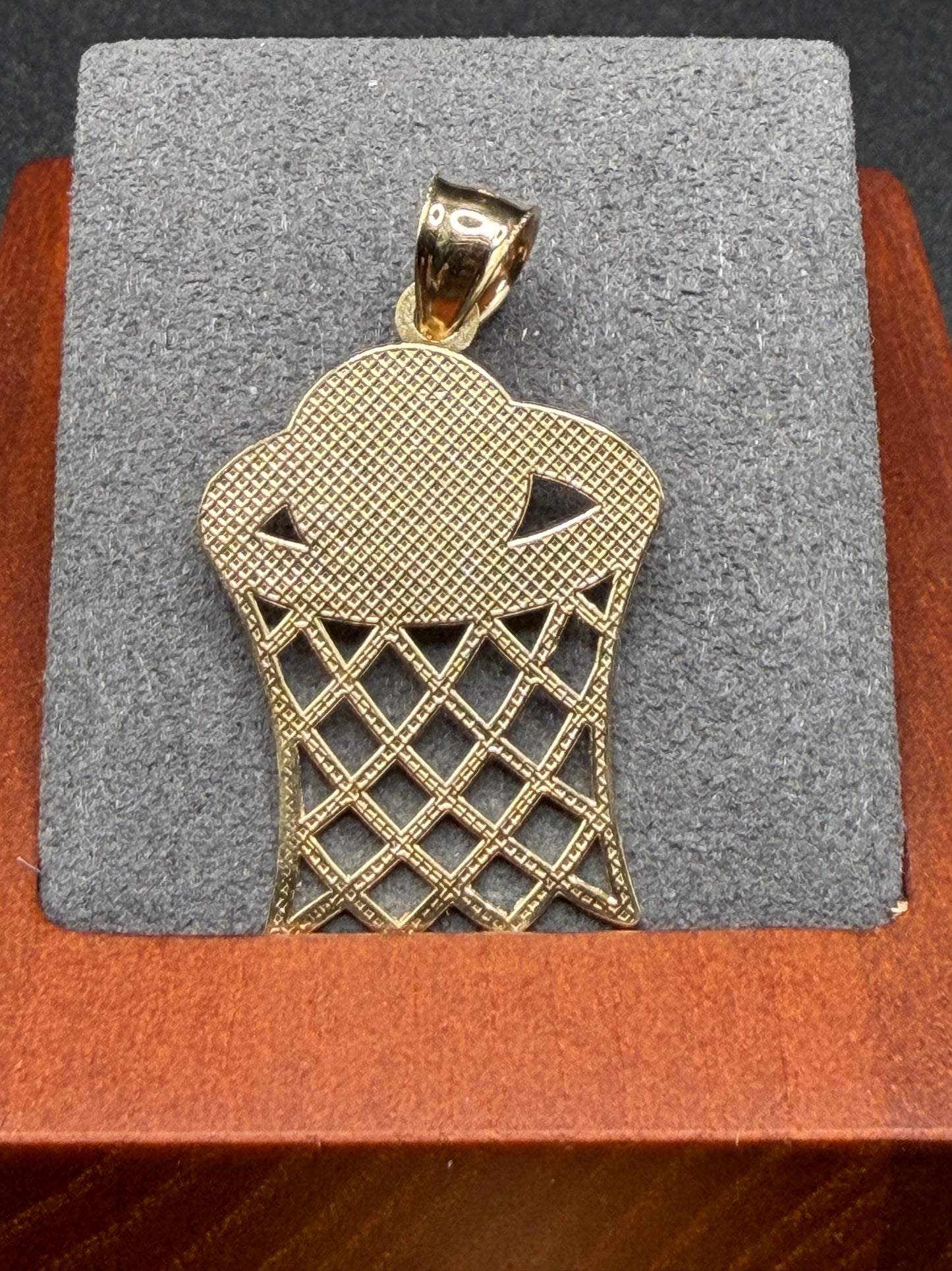 10K Gold Flat Basketball Pendant