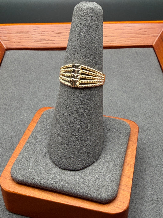 10K Gold Heart Ring