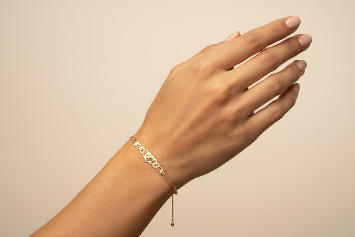 10K Gold Filigree with Heart Bracelet