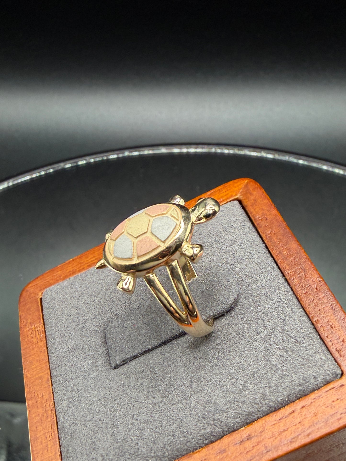 10K Gold Tri Color Turtle Ring