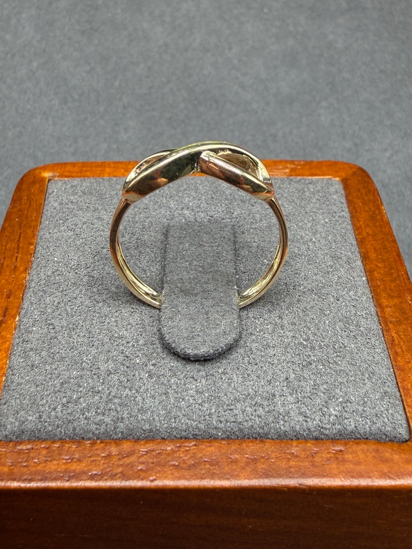 10K Gold Shiny Infiniti Ring