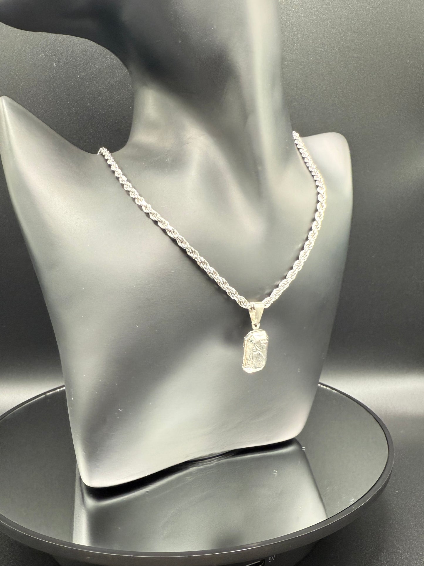 925 Sterling Silver High Polished Rectangle Filigree Locket Pendant