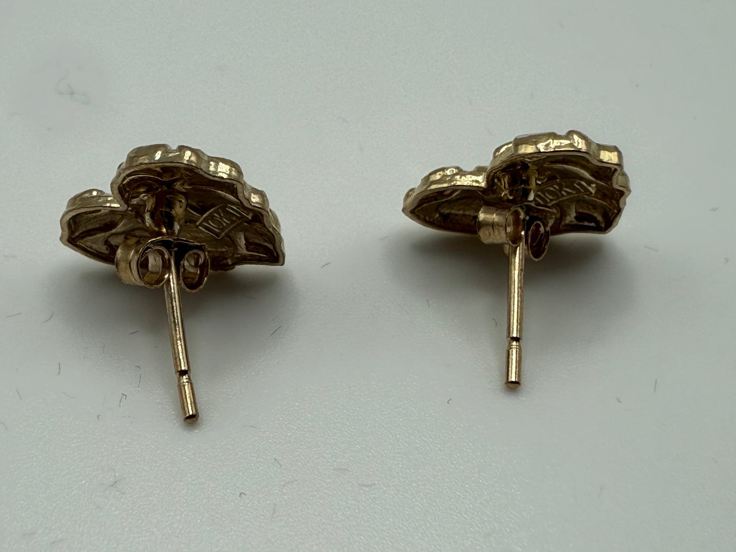10K Gold Medium Heart Nugget Stud Earrings