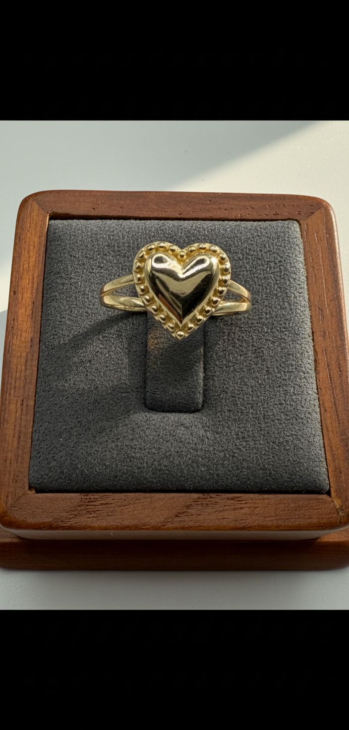 10K Gold Fancy Beaded Border Heart Ring