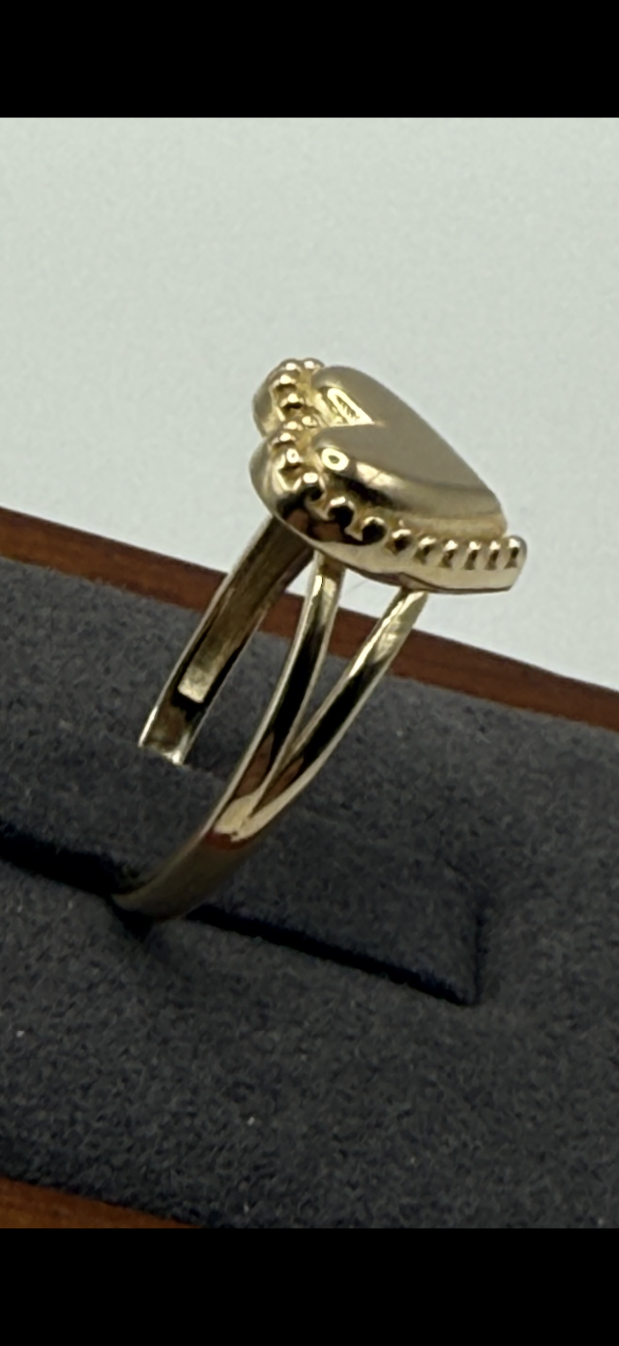 10K Gold Fancy Beaded Border Heart Ring